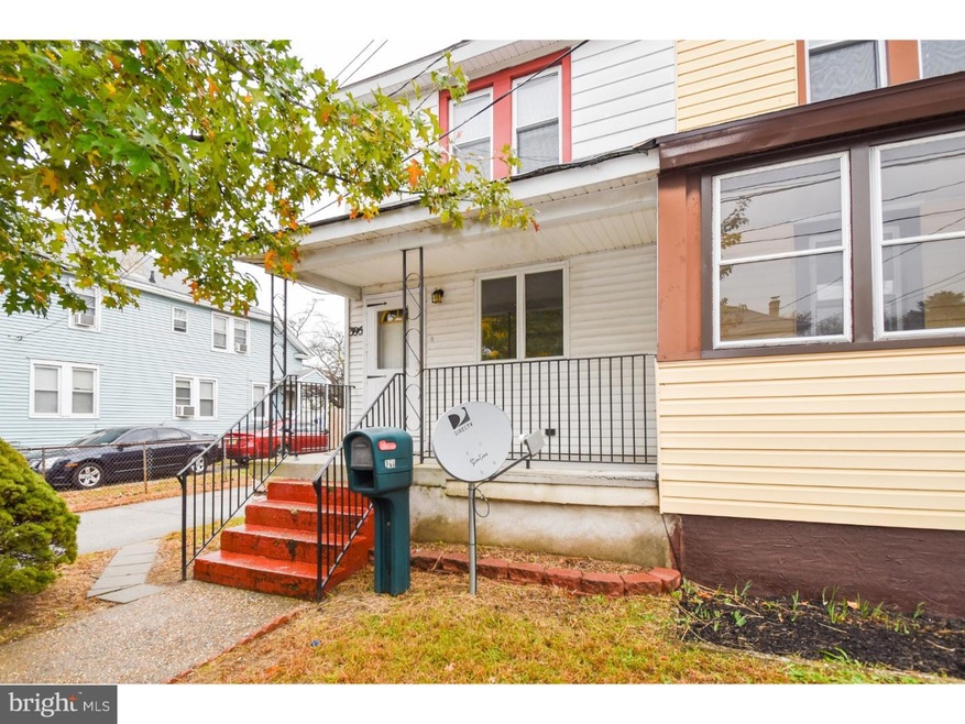 395 Dupont Ave, Paulsboro, NJ 08066 - photo 1