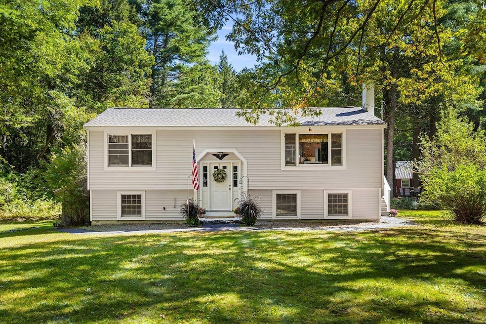 37 Baboosic Lake Rd, Amherst, NH 03031 - photo 1