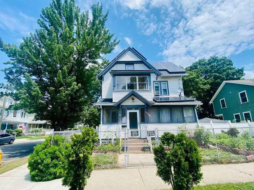 35 Princeton St, Springfield, MA 01109 - photo 1