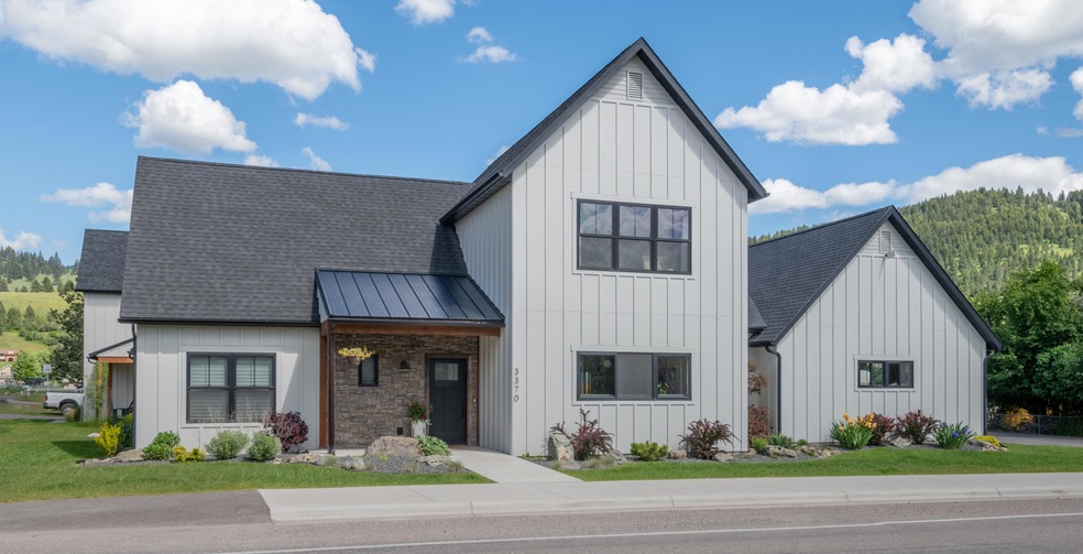 3370 Rattlesnake Drive - Main House