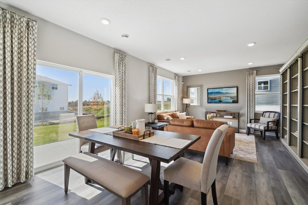 17033 Draper Way, Lakeville, MN 55044 - photo 1