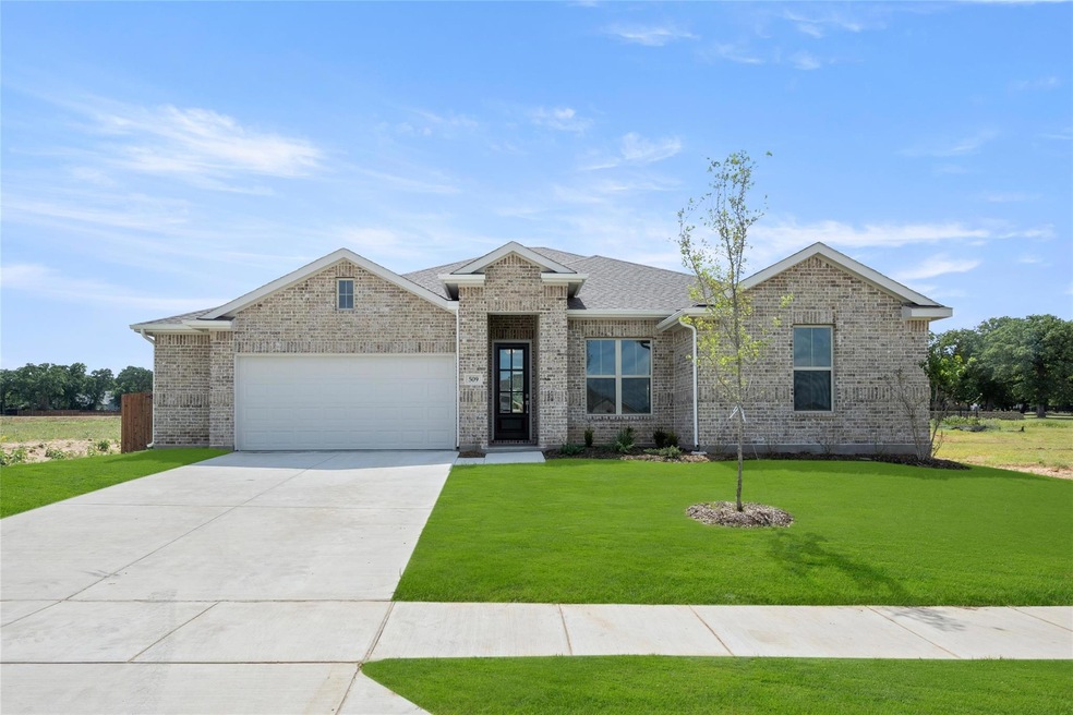 509 Pebble Front1