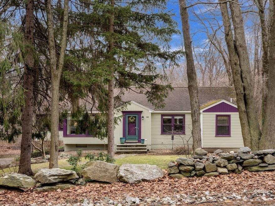 388 Salisbury St, Holden, MA 01520 - photo 1