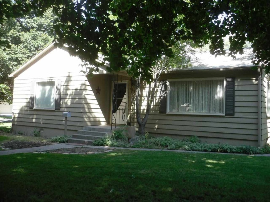 2001 Miller Ave, Burley, ID 83318 - photo 1