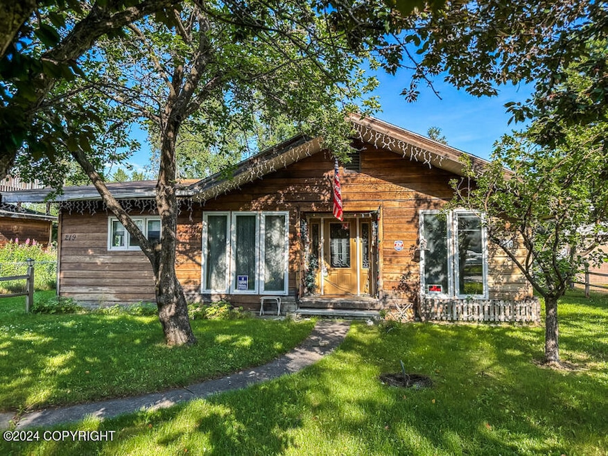 219 Zappa Place