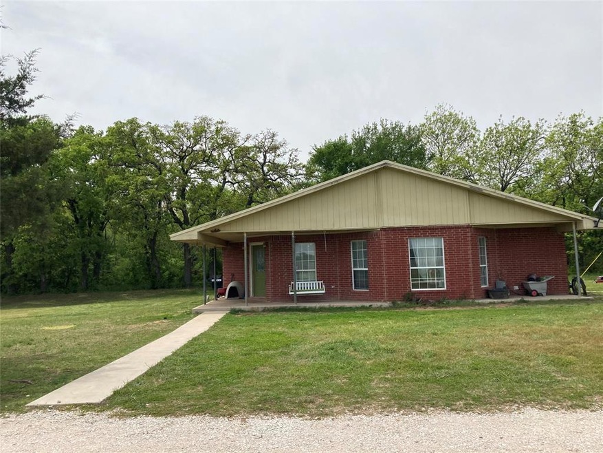 233 Private Road 4367, Decatur, TX 76234 - photo 1