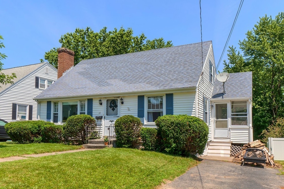 16 Housatonic St, Worcester, MA 01606 - photo 1