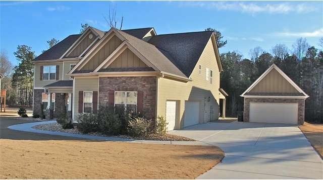 211 Yellowwood Dr, Sharpsburg, GA 30277 - photo 1