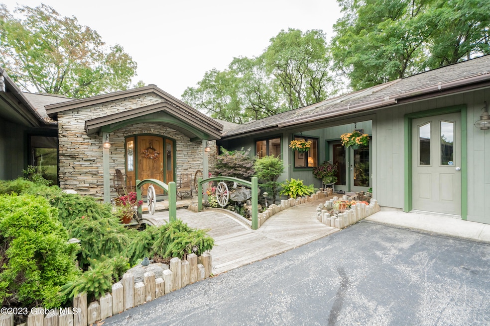 1139 Middleline Rd, Ballston Spa, NY 12020 - photo 1