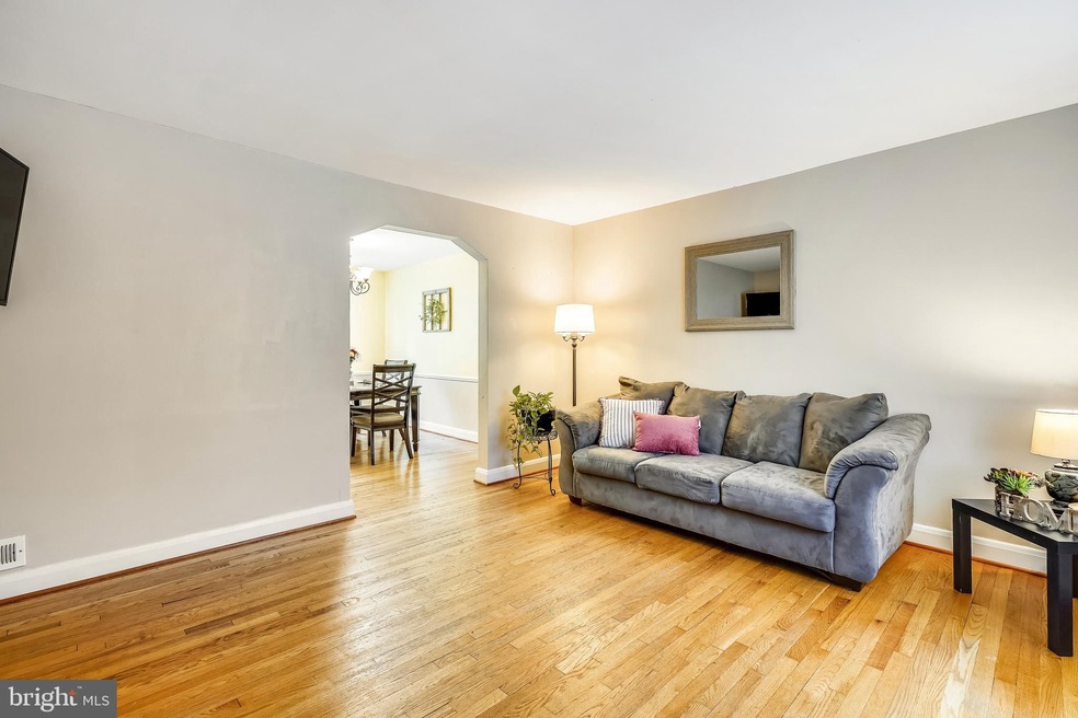 6110 Mount Ridge Rd, Catonsville, MD 21228 - photo 1