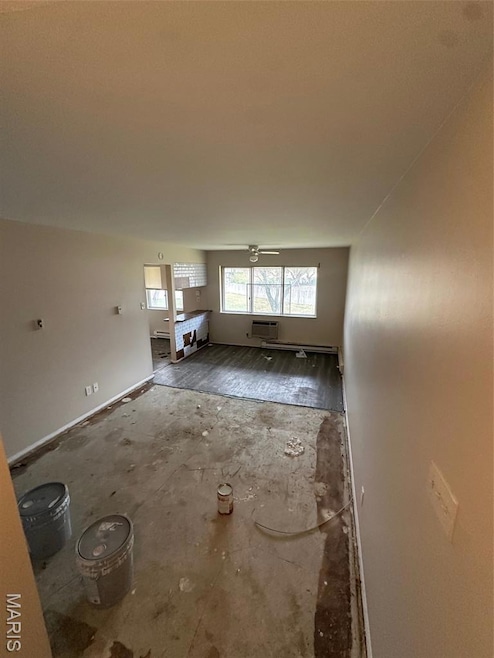 8751 Sieloff Dr unit F, Hazelwood, MO 63042 - photo 1