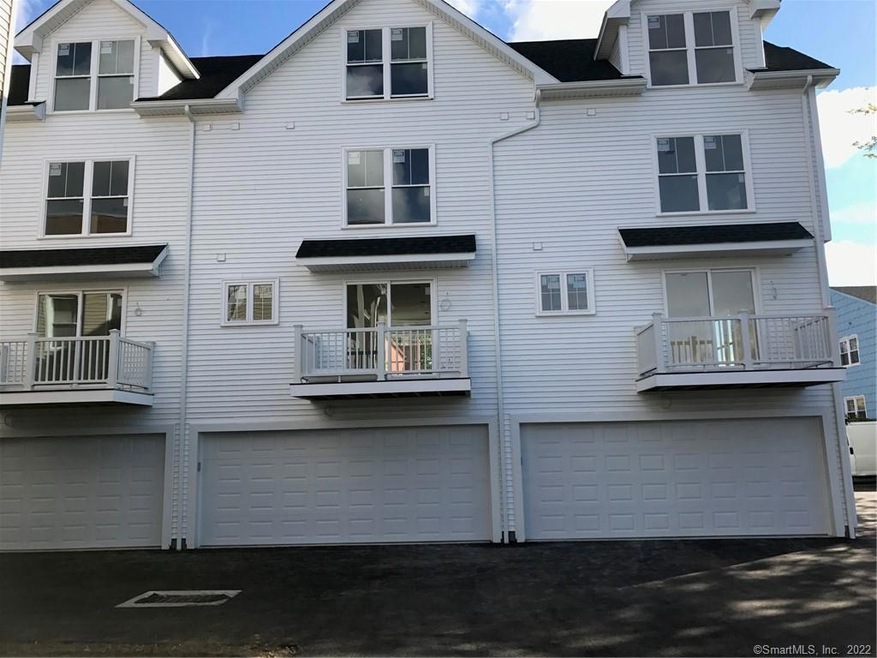 148 Myrtle Ave unit b, Stamford, CT 06902 - photo 1