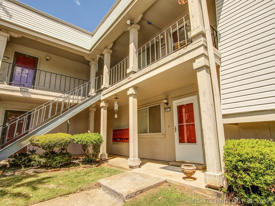 6722 S Lewis Ave unit 901, Tulsa, OK 74136 - photo 1