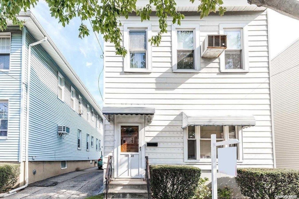 149-41 15th Rd, Flushing, NY 11357 - photo 1