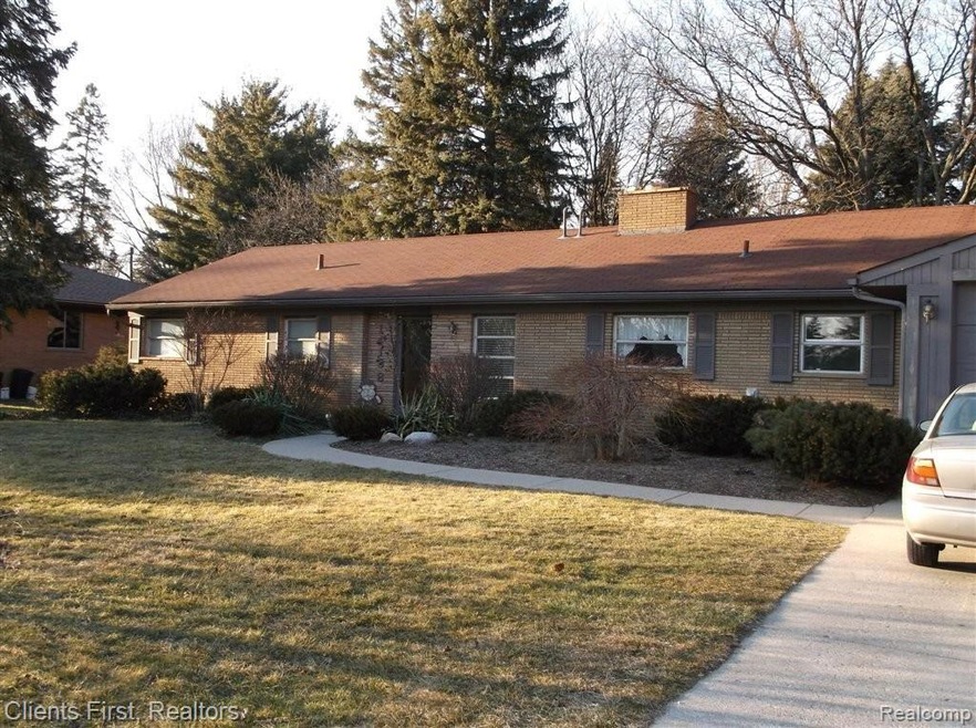 14138 Livonia Cresent