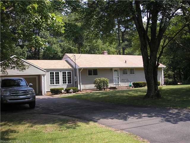 176 Pond Cir, Glastonbury, CT 06033 - photo 1