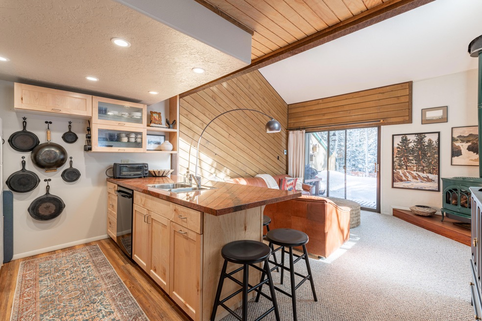 241 N Hwy 143 #8B (6 of 28)