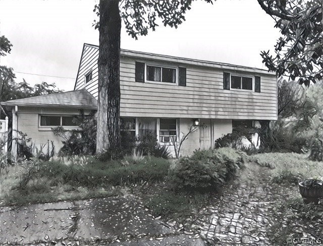 9302 Lester Ln, Henrico, VA 23229 - photo 1