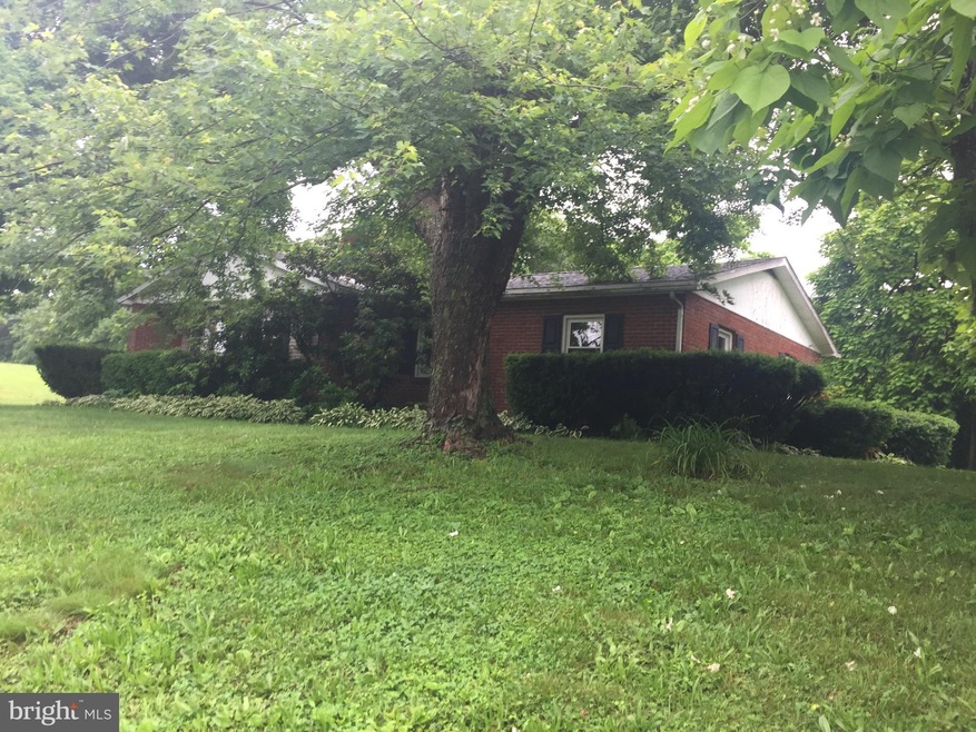 3377 Great Cove Rd, Warfordsburg, PA 17267 - photo 1