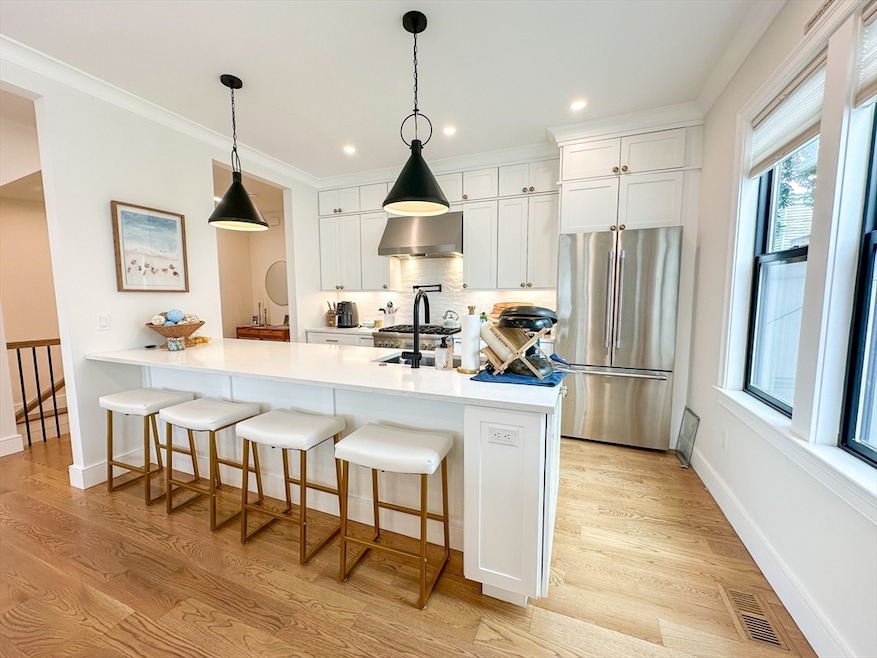 746 E 8th St unit A, Boston, MA 02127 - photo 1