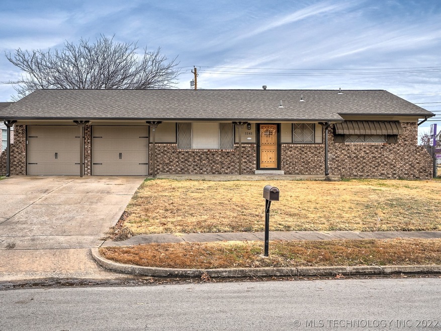 1141 N Fern Ave, Broken Arrow, OK 74012 - photo 1