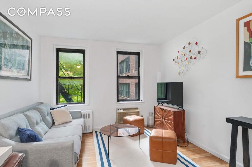 649 2nd Ave unit 4B, New York, NY 10016 - photo 1