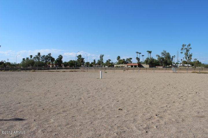 PASTURE ON 2  ACRES