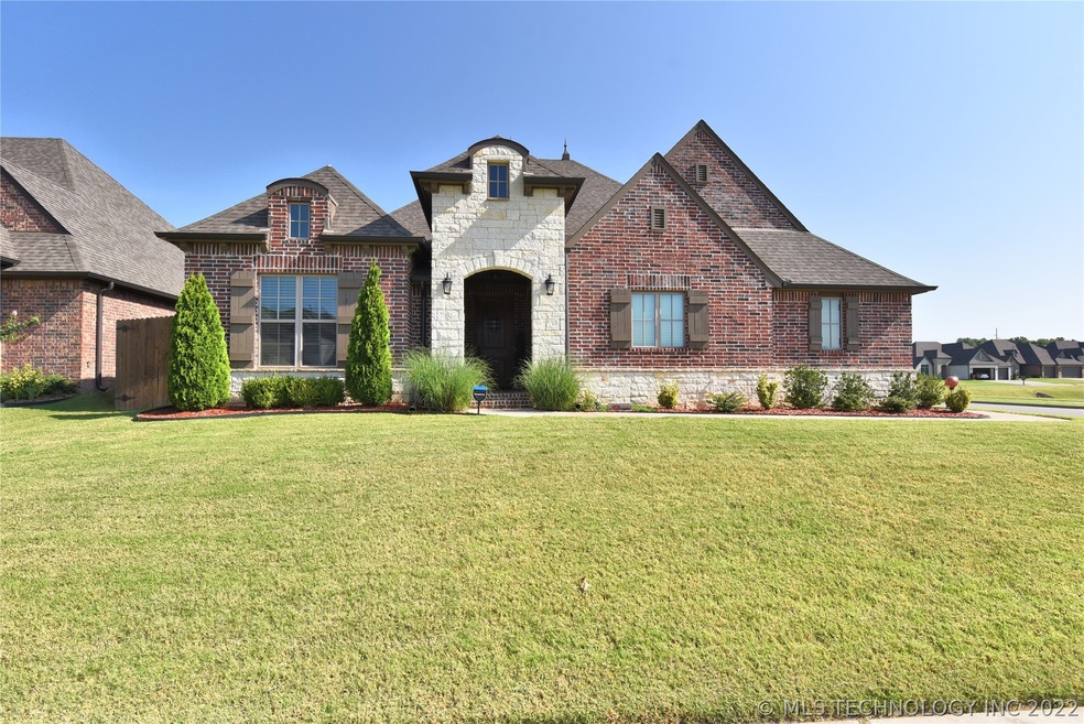 4004 W Van Buren St, Broken Arrow, OK 74011 - photo 1