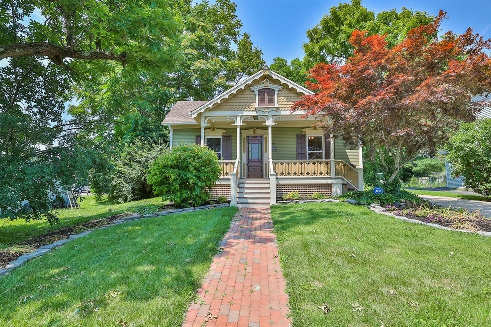 24 N Lake Ave, Cincinnati, OH 45246 - photo 1