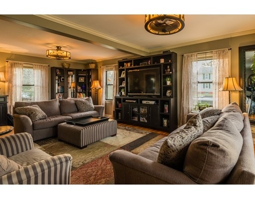 22 West St, West Brookfield, MA 01585 - photo 1