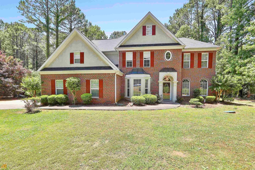 190 Gristmill Dr, Fayetteville, GA 30215 - photo 1