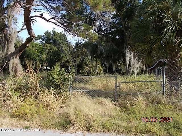 1522 Clear Lake Ct - Photo 1