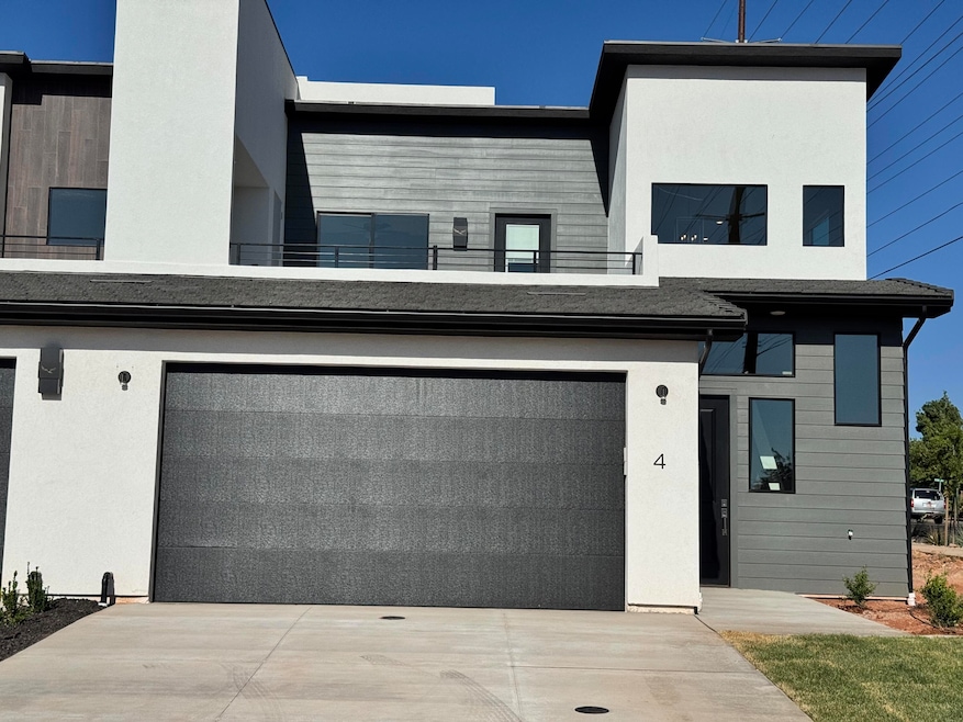 For Sale $468,000 • Co-Listing Agent