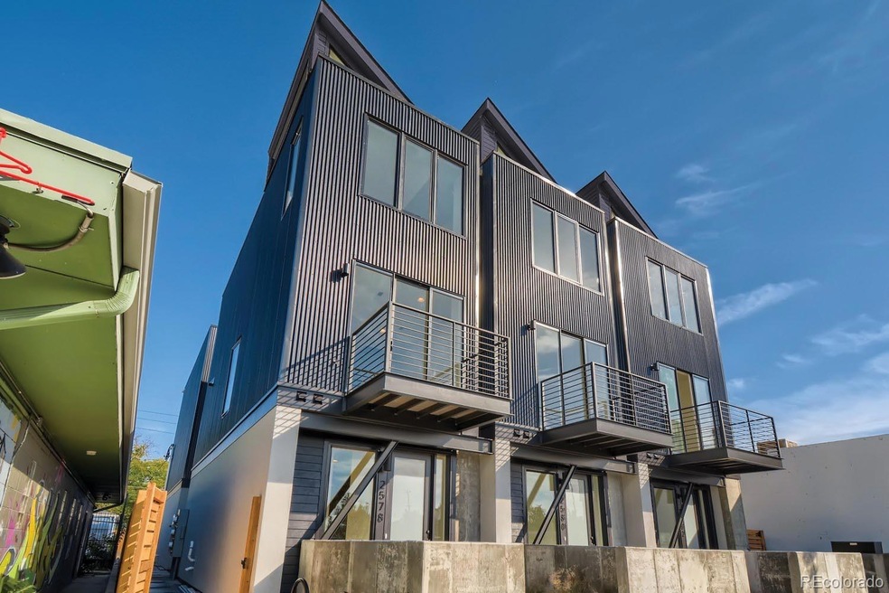 Sold $585,000 • Co-Listing Agent