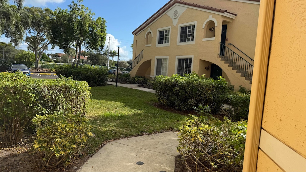 1755 Village Blvd unit 105, West Palm Beach, FL 33409 - photo 1