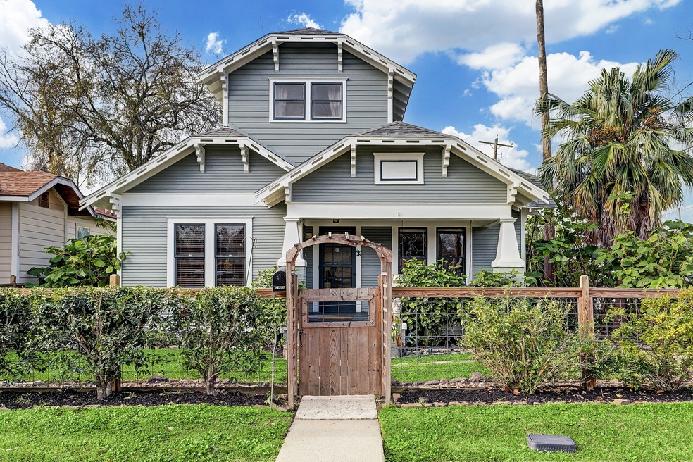 3923 Baden St, Houston, TX 77009 - photo 1