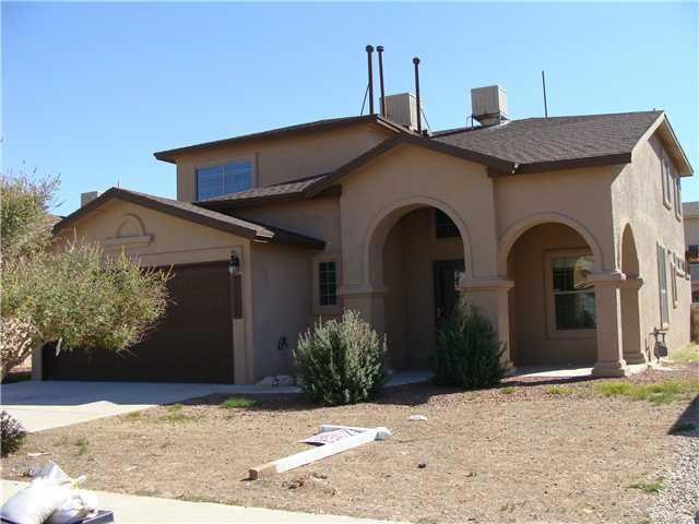13766 Paseo Las Nubes Dr, El Paso, TX 79928 - photo 1