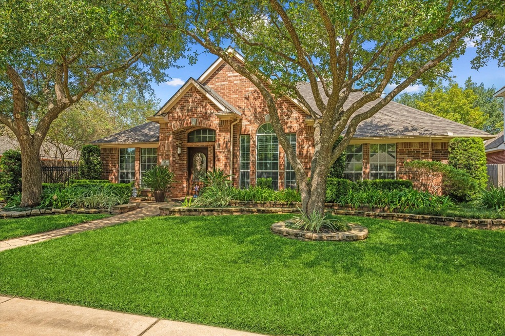 15718 Aberdeen Trails Dr, Houston, TX 77095 - photo 1