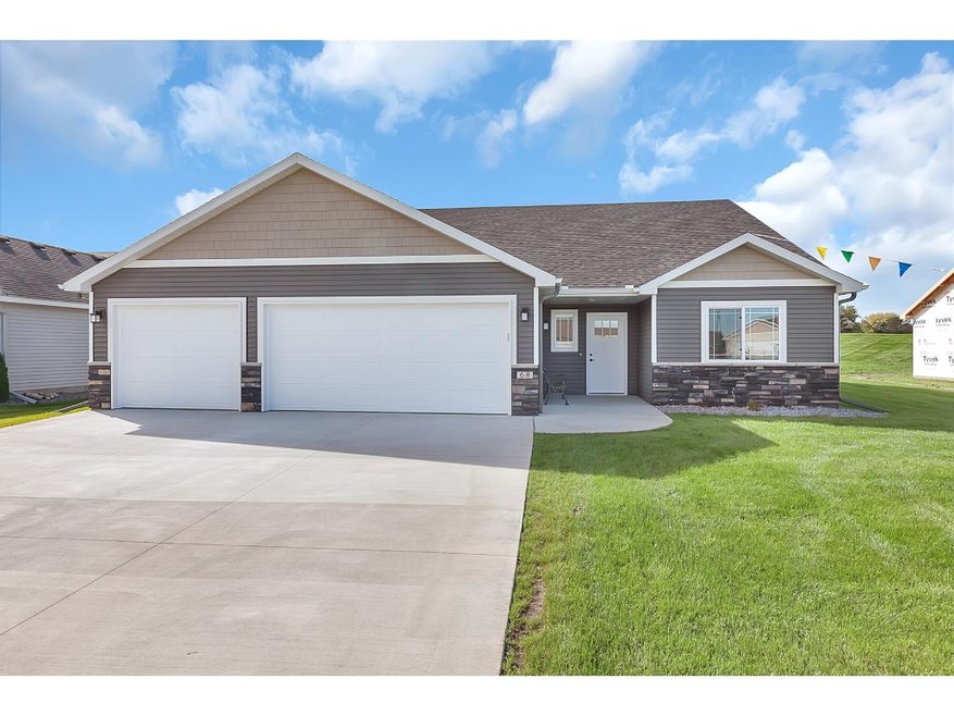 Welcome to another quality crafted Woodland Home! 