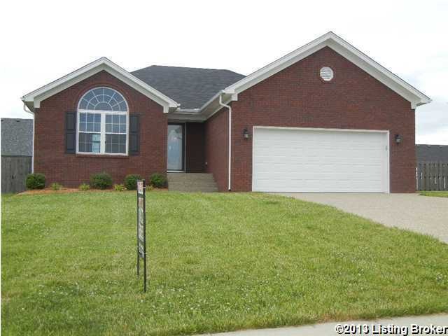 240 Halcomb Ct, Mount Washington, KY 40047 - photo 1