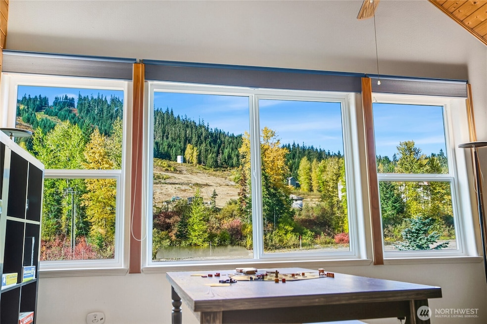 330 Keechelus Dr, Snoqualmie Pass, WA 98068 - photo 1