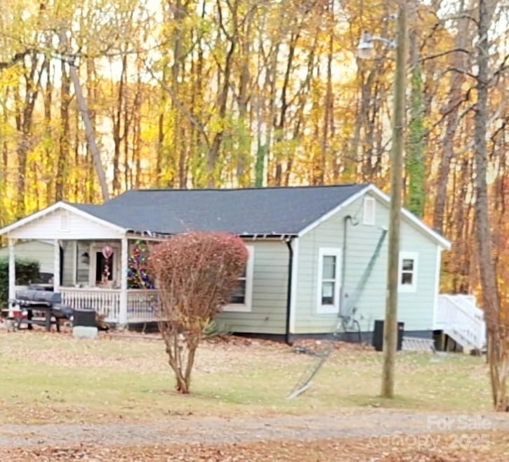 201 Hugh Caldwell Rd, Charlotte, NC 28214 - photo 1