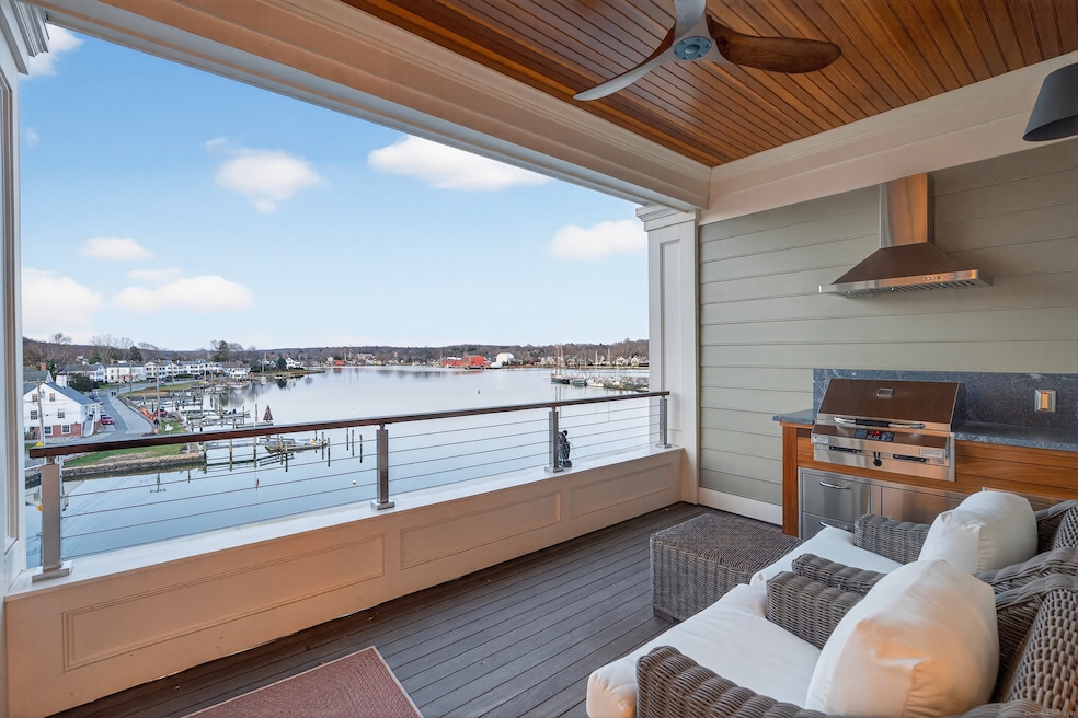 22 W Main St unit 11, Mystic, CT 06355 - photo 1