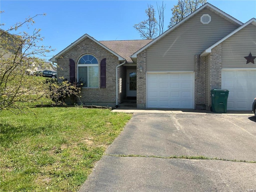 1867 Black Oak Dr, Farmington, MO 63640 - photo 1