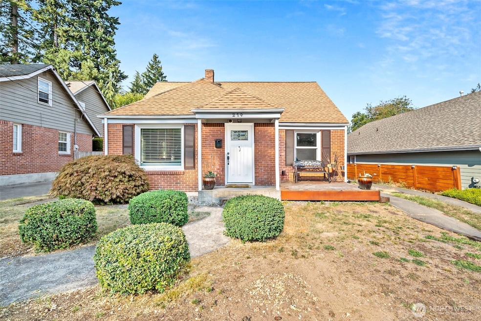 214 Summit Ave, Fircrest, WA 98466 - photo 1