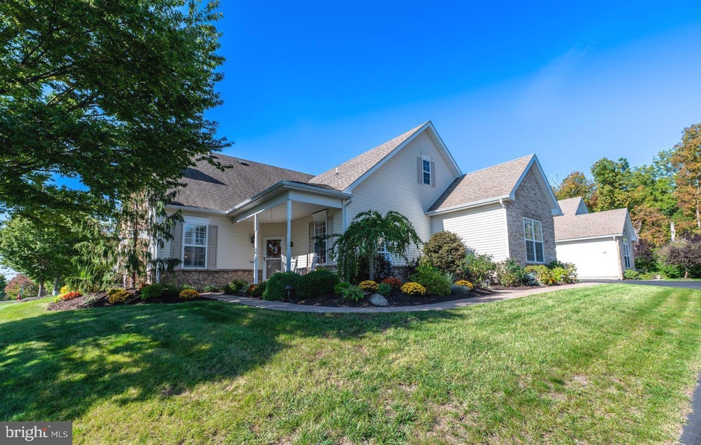 2032 Rose Dr, Pennsburg, PA 18073 - photo 1