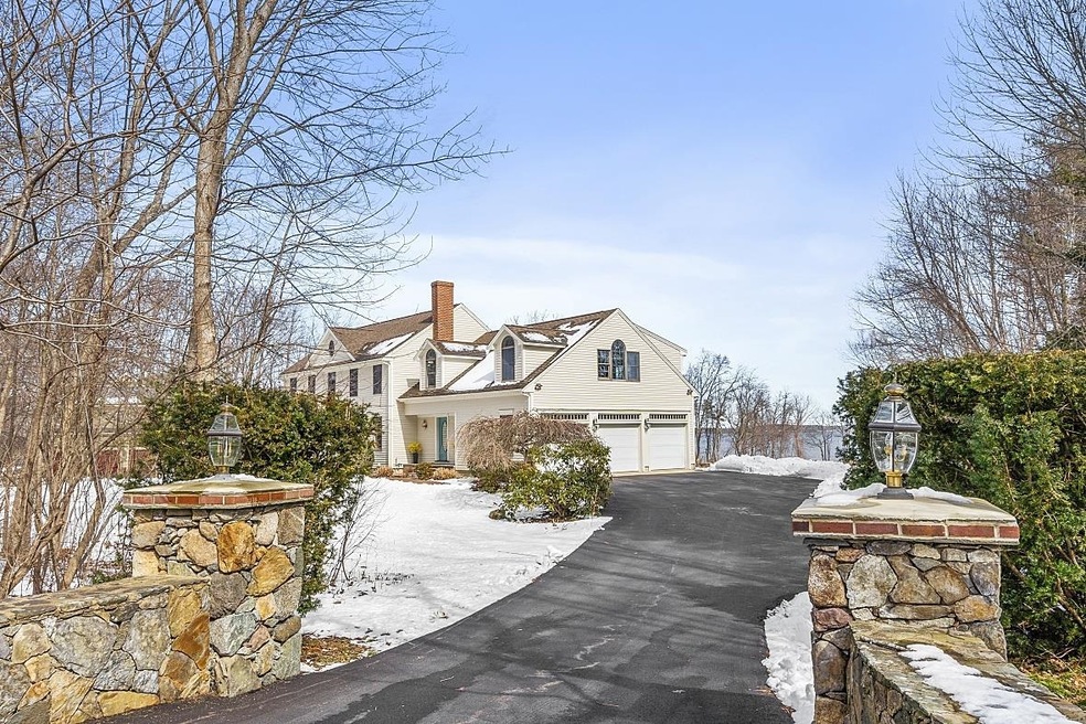 72 Depot Rd, Greenland, NH 03840 - photo 1