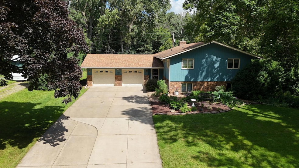 3380 Dunlap St N, New Brighton, MN 55112 - photo 1