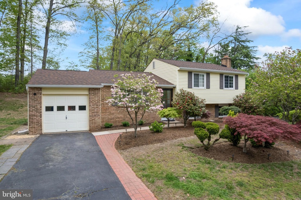 16102 Benedict Ct, Woodbridge, VA 22191 - photo 1