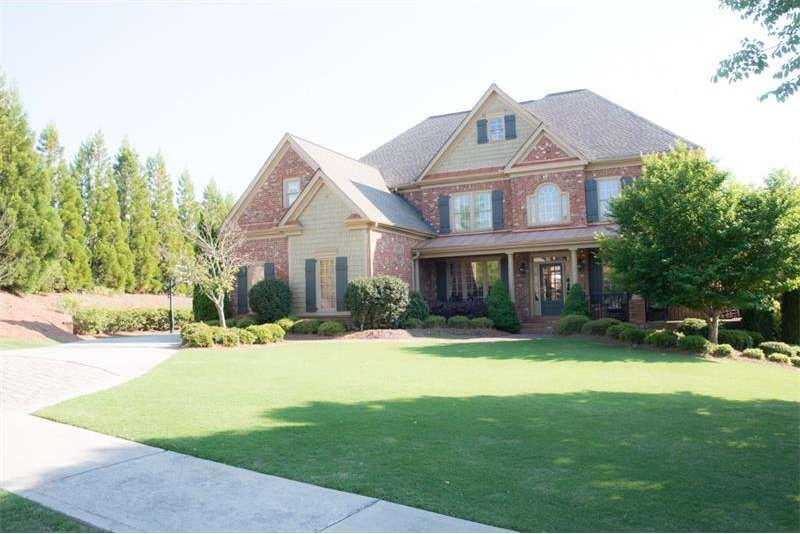 Exquisite 4 sided brick home in HEATHROW subdivisi